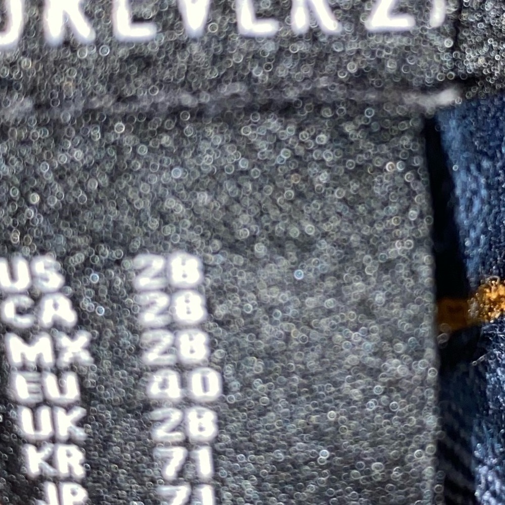 Forever 21 Men's Dark Blue Skinny Jeans - Picture 2 of 4